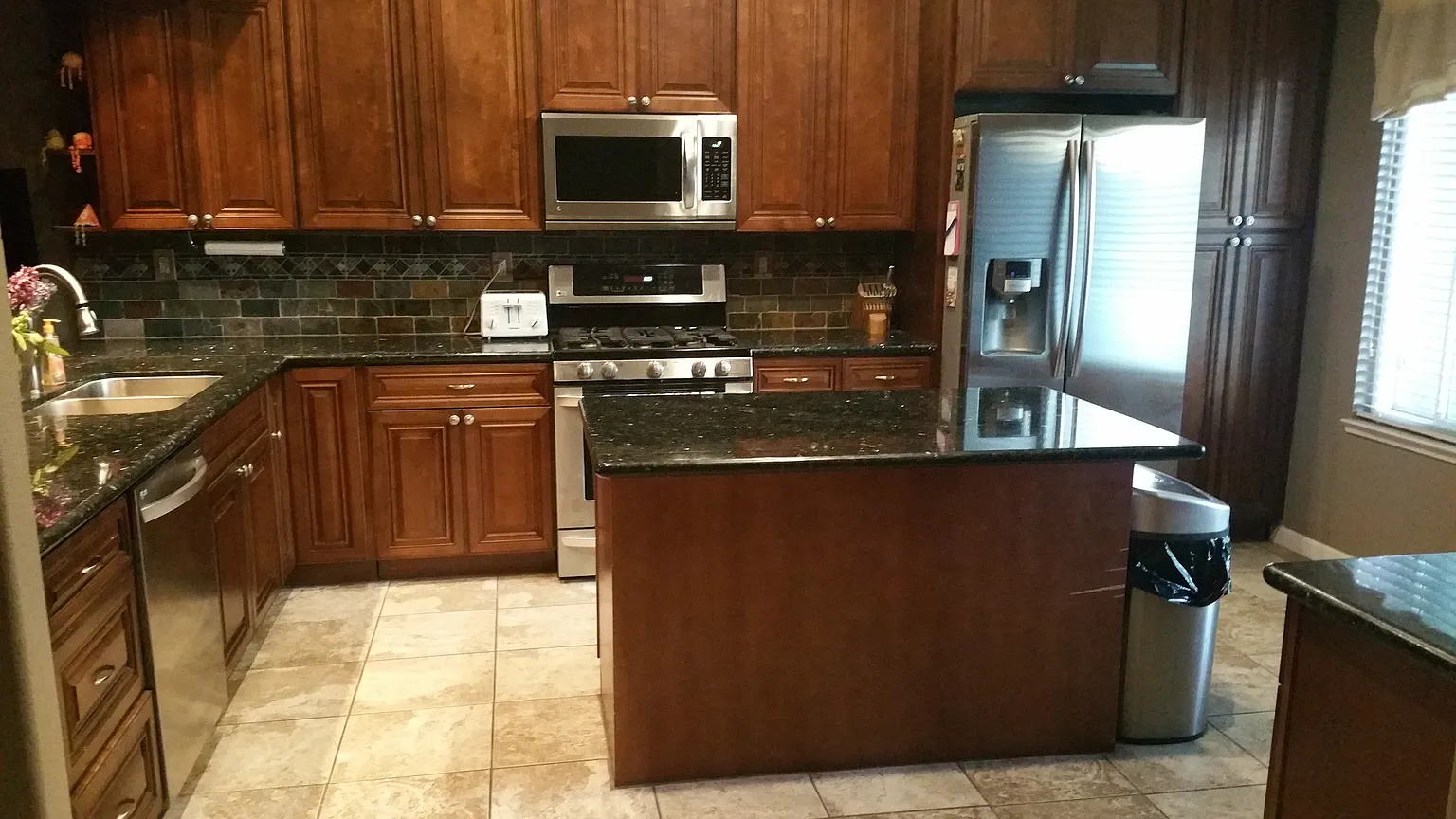 659 Jennifer Dr photo 1