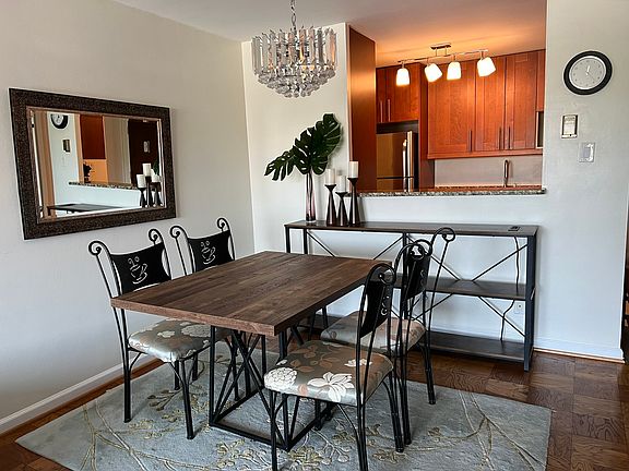 Dining area, view of kitchen