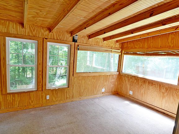 5th image of 404 Belmellen Ct
