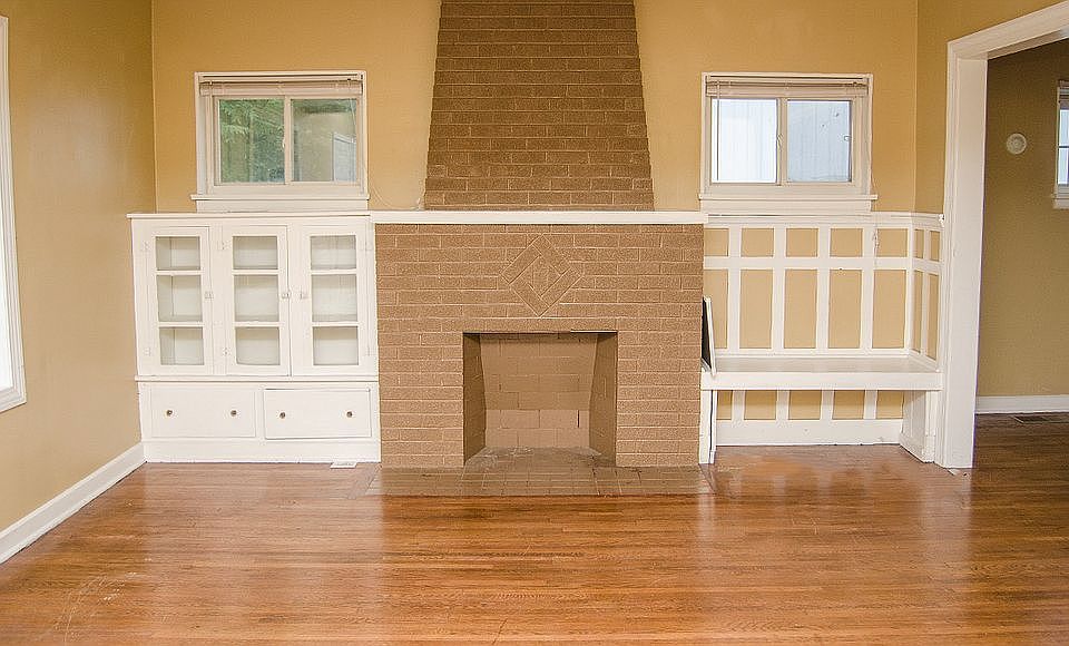 1st image of 817 W Neely Ave