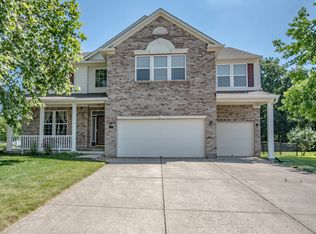 9271 N Water Bay Cir, McCordsville, IN 46055