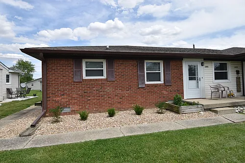 1439-1441 Coachlite Dr Photo 1