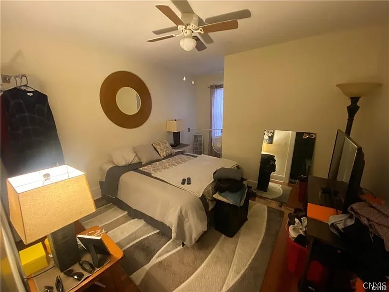 1012 Cadillac St #4 — Photo 2