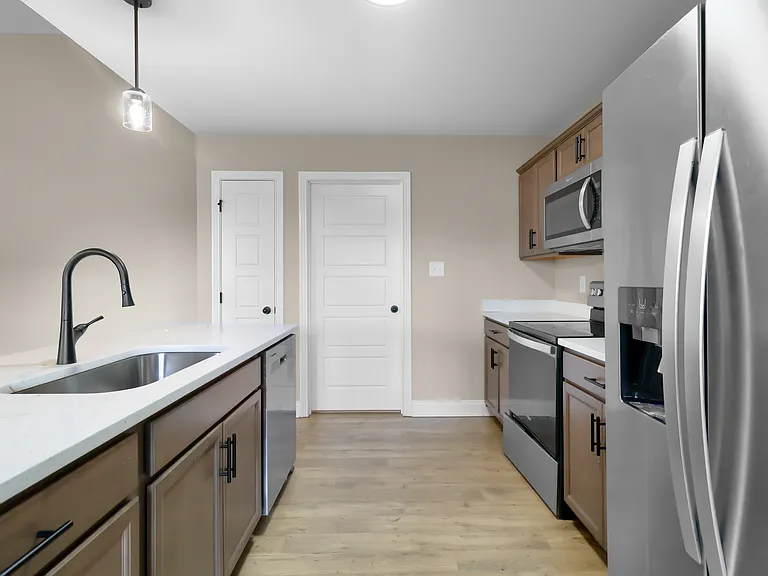 225 Ardell Dr — Photo 11
