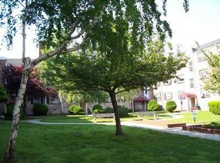 11133 66th Ave APT 1C, Forest Hills, NY 11375