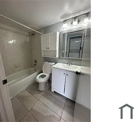 20800 NE 8th Ct #105 — Photo 7