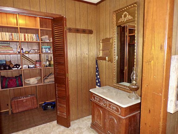 5th image of 854 County Road 139 N