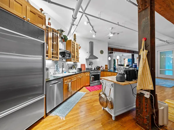 165 Duane Street image 16 of 29