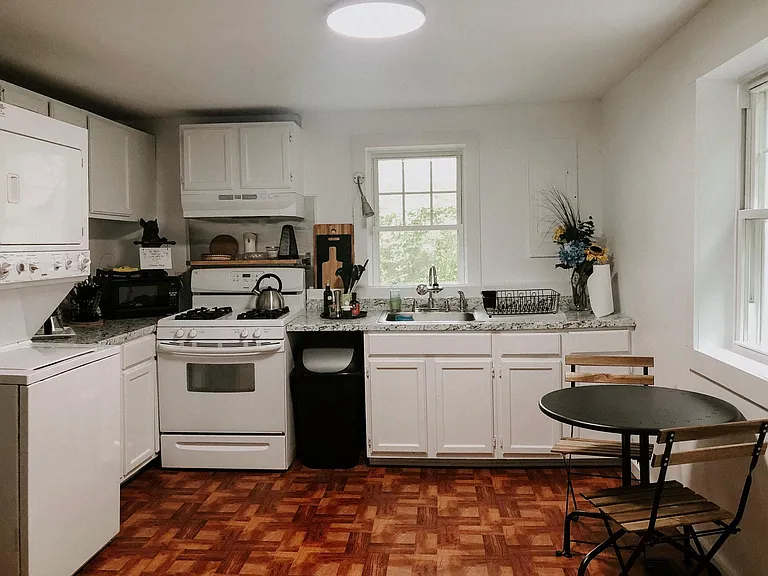 Kitchen. Stove and refrigerator (not visible in photo) are one-year old.