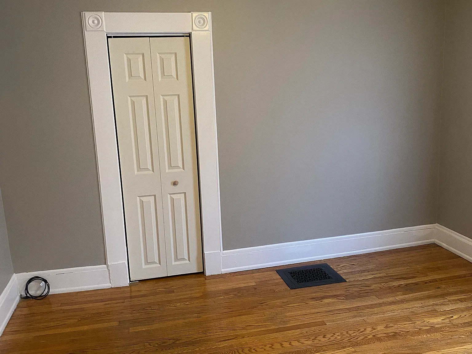 2 bed, $1,600 — Photo 4