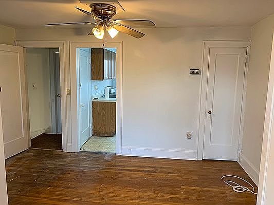 4th image of 20-56 33rd St #2A