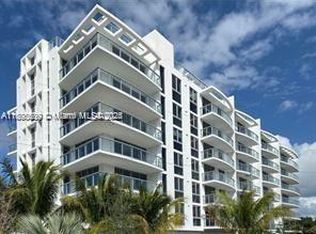 13800 Highland Dr #PENTHOUSE 8, North Miami Beach, FL 33181