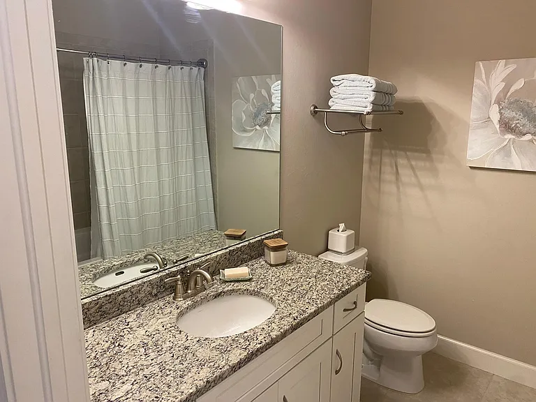 9420 Benvenuto Ct #202 — Photo 11
