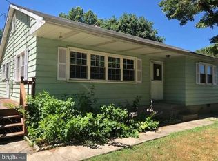 111 Sanford Rd, Pennsville, NJ 08070