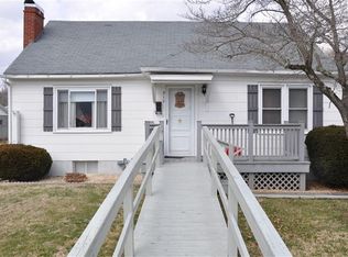210 E Phillip St, Covington, VA 24426