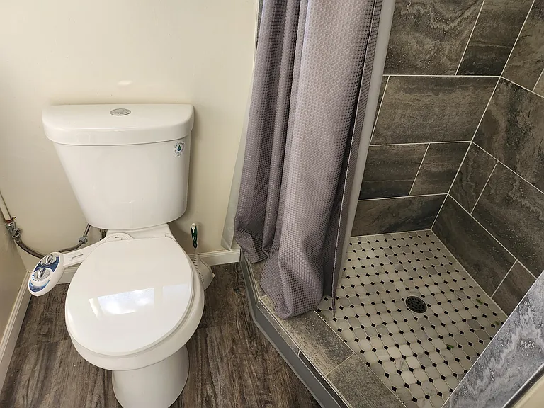 9705 Swinton Ave — Photo 7