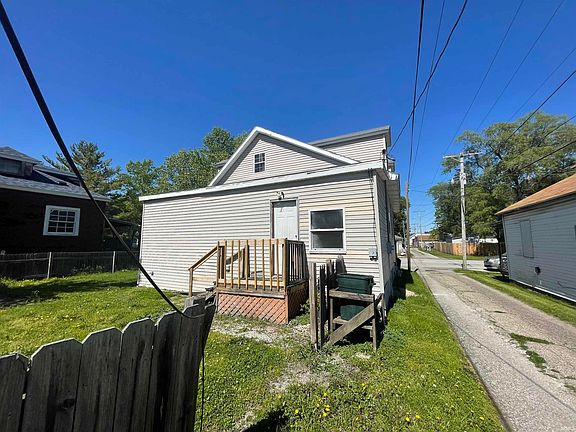 3rd image of 62 S Wayne St