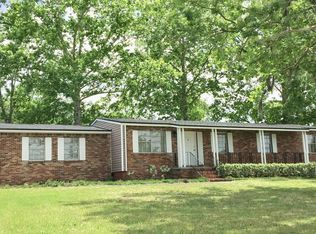 10661 Hillside Dr, Macclenny, FL 32063