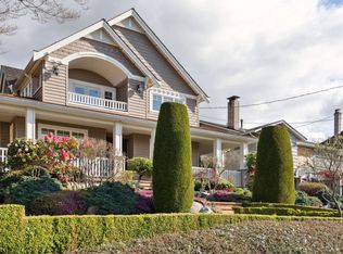2185 Lawson Ave, West Vancouver, BC V7V 2E1