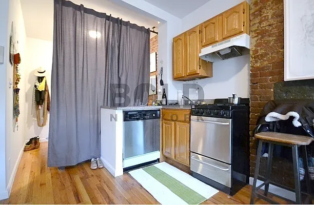 Rented by Bold New York | media 6