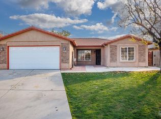 4301 Berkshire Rd, Bakersfield, CA 93313