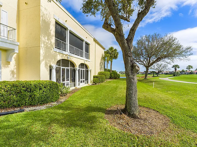 5065 Harmony Cir #106 — Photo 17