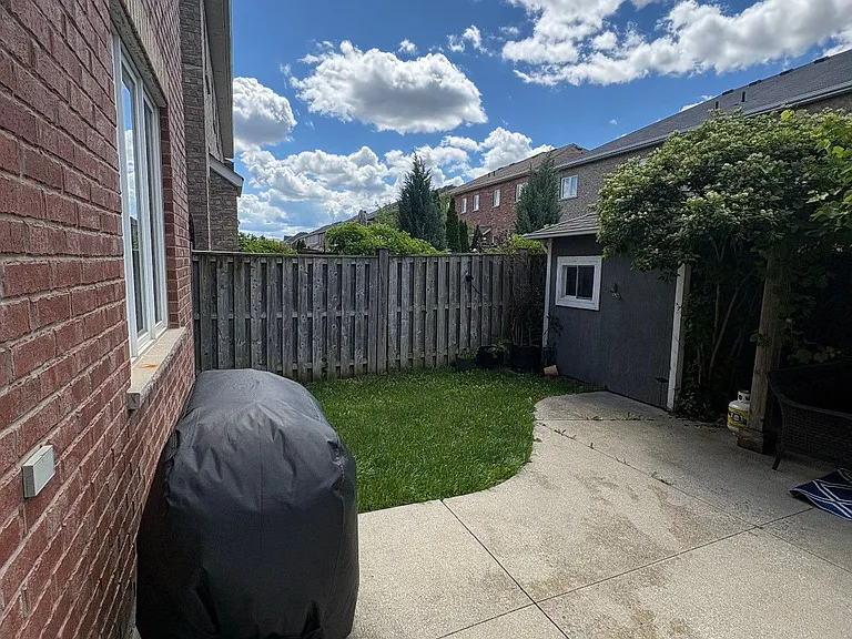 8 Callalily Rd — Photo 16