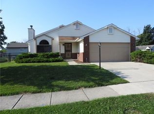 10045 Arapahoe Dr, Indianapolis, IN