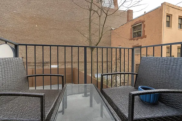 Rented by Doorway NYC, LLC | media 21