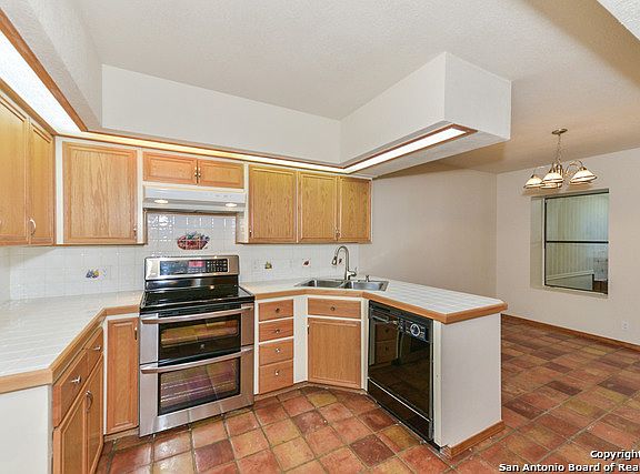 2nd image of 15214 Bent Moss St