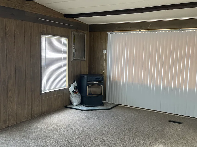 1595 Crystal Ln — Photo 6