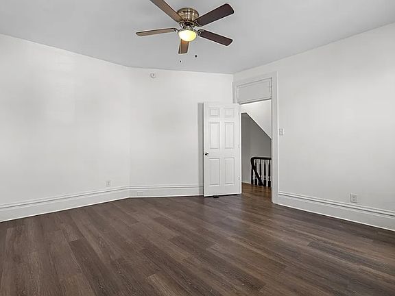5th image of 74 E Crafton Ave