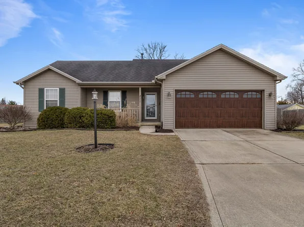 311 Country Ln, Tolono, IL 61880