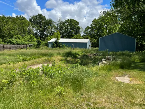 60717 M 51 S, Dowagiac, MI 49047