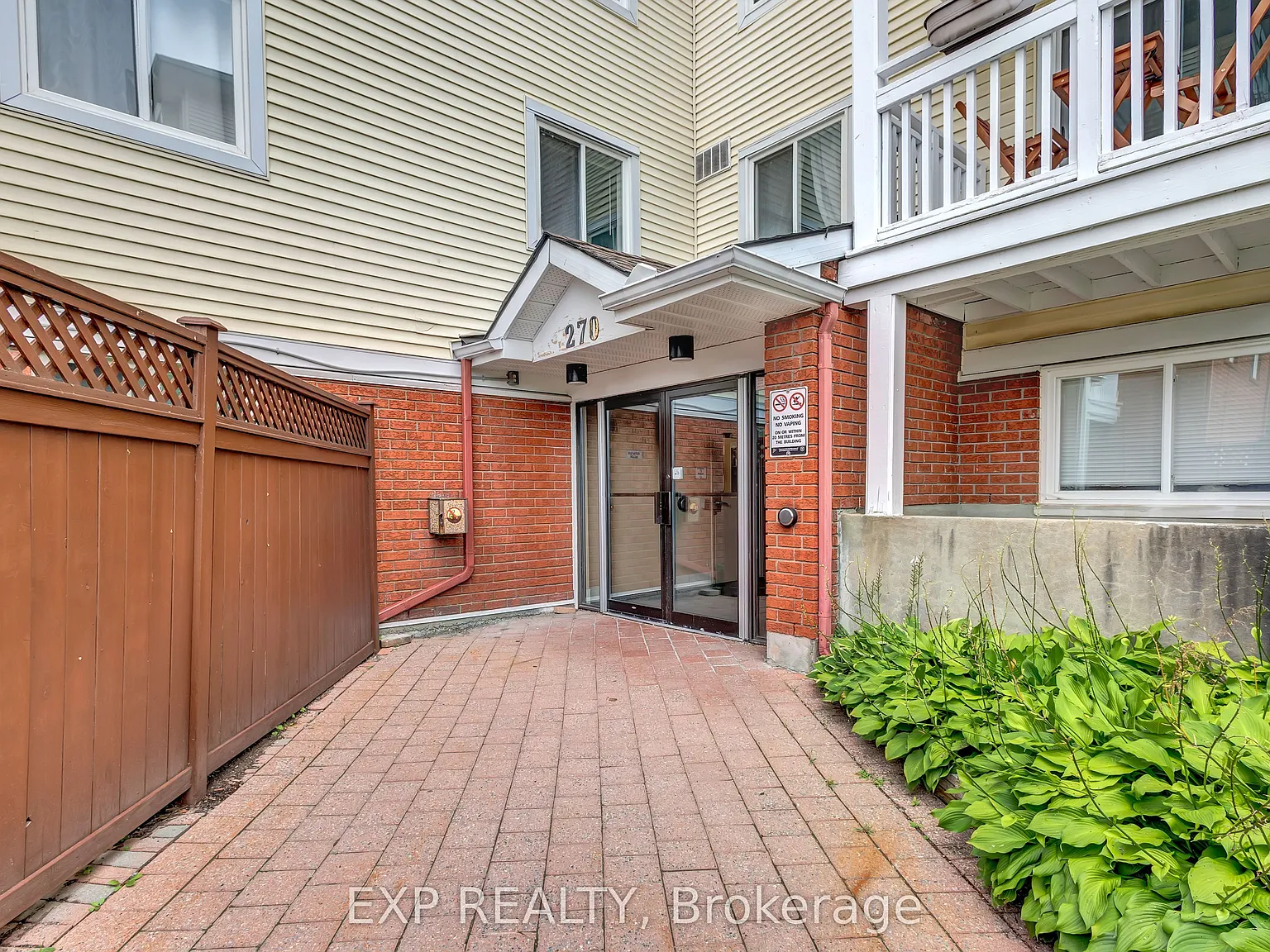2 bed, $2,000 — Photo 2