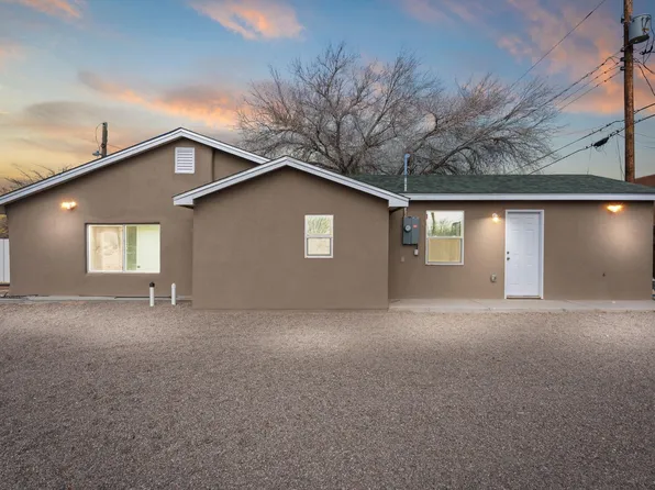 1512 John St SE, Albuquerque, NM 87102