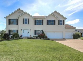 62 Shellbark Ct, Dardenne Prairie, MO 63368