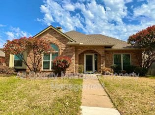 4104 Juniper Ln, Carrollton, TX 75010