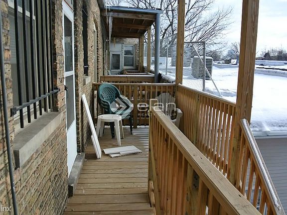 2nd image of 1603 W Berteau Ave #2