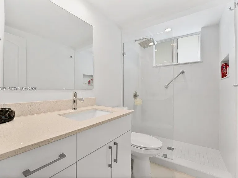 240 Galen Dr #112 — Photo 20