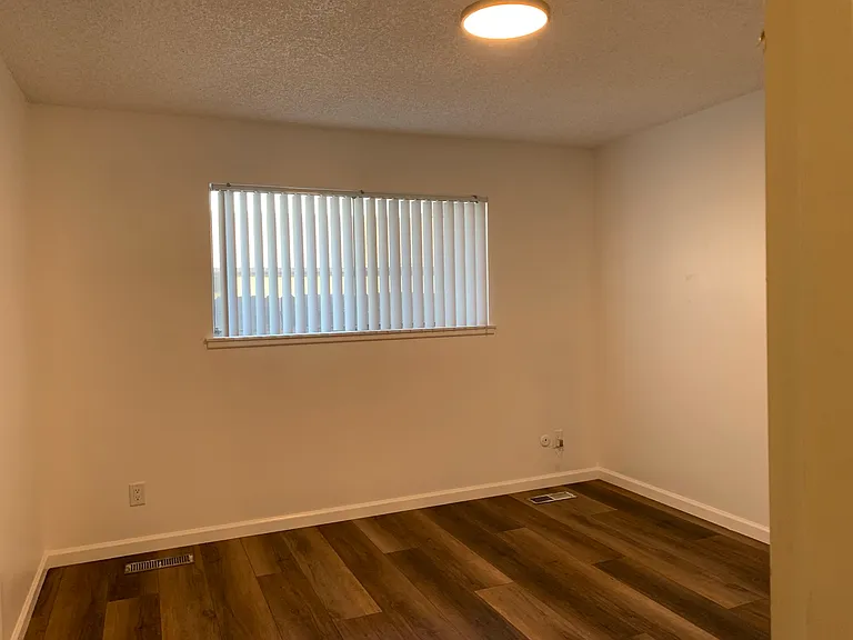 1601 W Fairmont Ave #A — Photo 9
