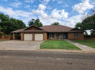 507 Mesa Dr, Plainview, TX 79072