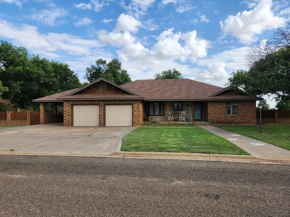 507 Mesa Dr, Plainview, TX 79072