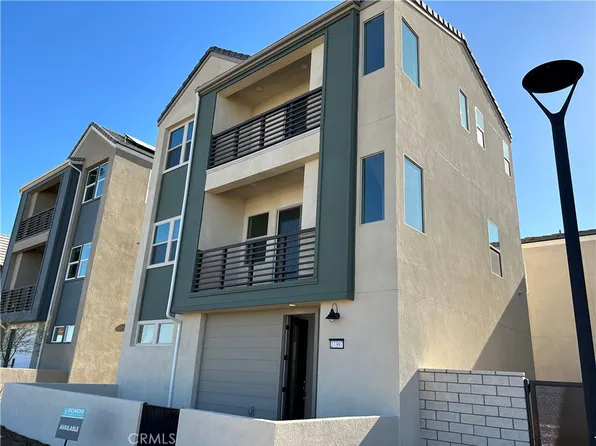 27397 Snow Creek Pl, Valencia, CA 91381