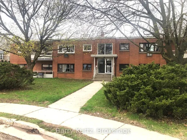 1 SW Sunnylea Cres #5, Guelph, ON N1E 1W1