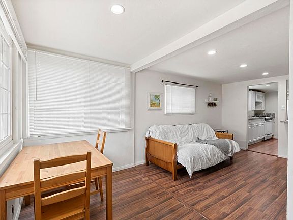 5th image of 815 Pismo Ct