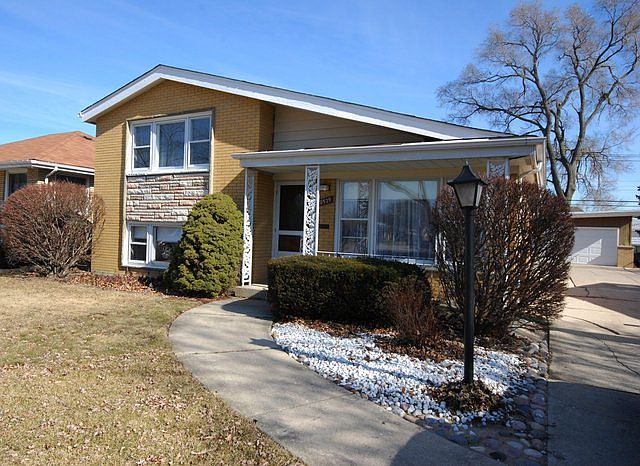 1st image of 10529 S Lawler Ave