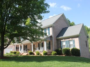 861 Ridge Gate Dr, Lewisville, NC 27023