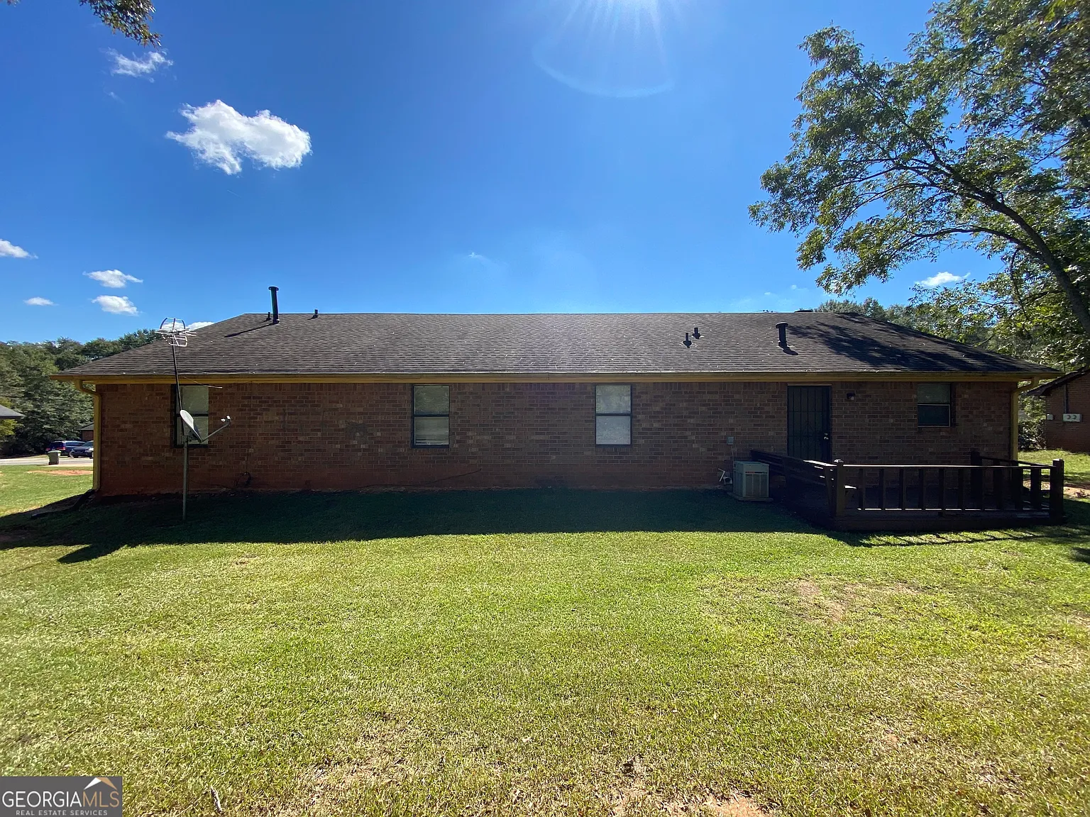 2 bed, 1.0 bath, 986 sqft, $1,000 — Photo 4