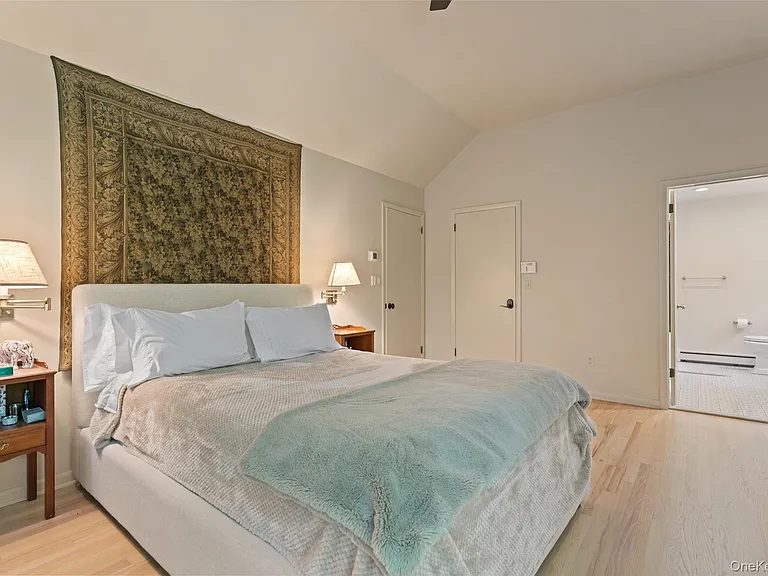 25 Cross Pond Rd — Photo 17